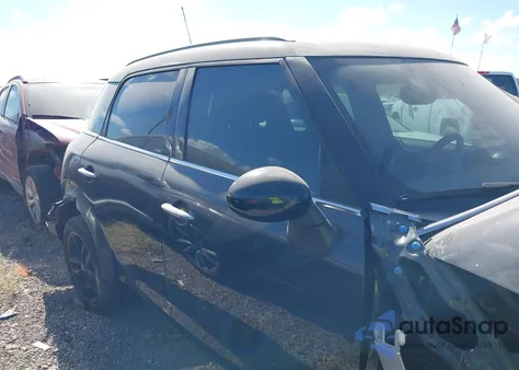 2014 Mini Countryman Cooper из США, поврежденный, VIN WMWZB3C57EWR37424